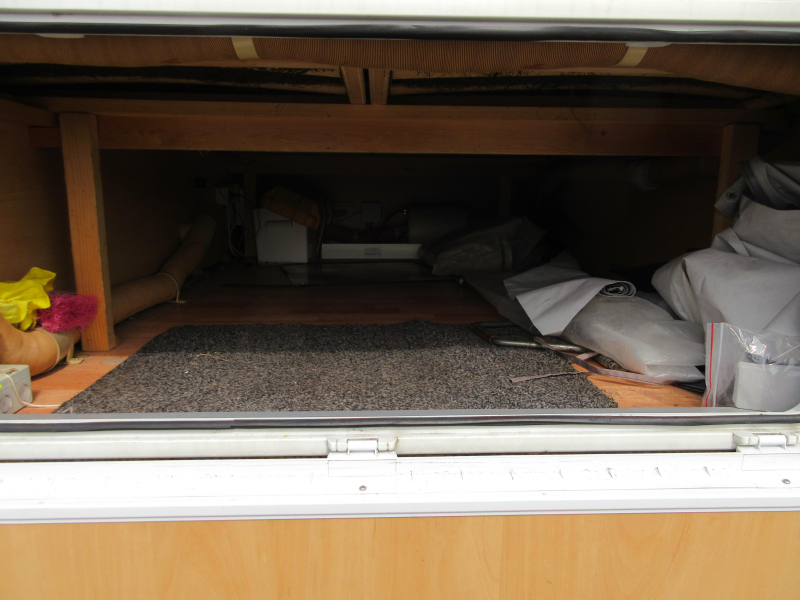 Dethleffs Camper 440 DB DWARSBED EN MOVER  foto: 5
