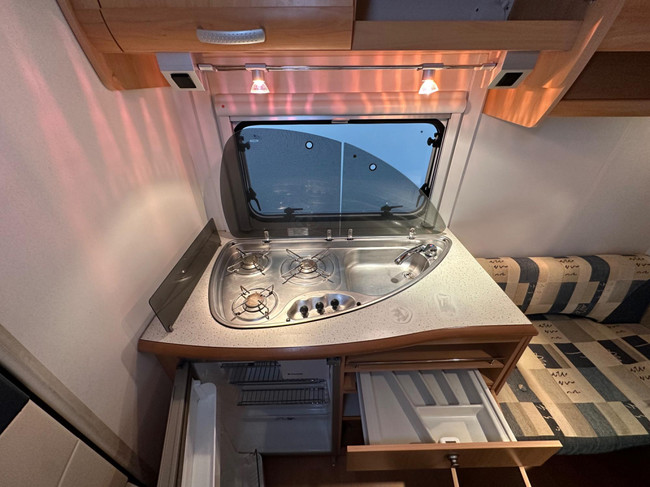 Beyerland Sprinter 390 FB foto: 8