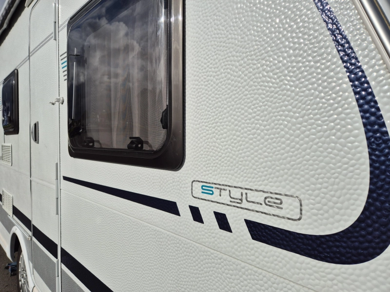 Dethleffs Camper Style 430 DB MOVER - VOORTENT - L  foto: 5