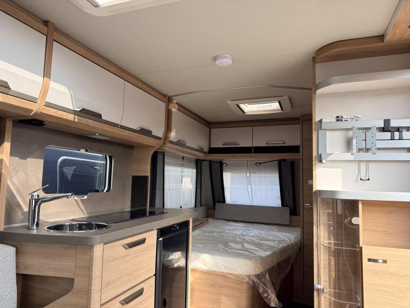 Knaus Sudwind Black Selection 450 FU  foto: 5