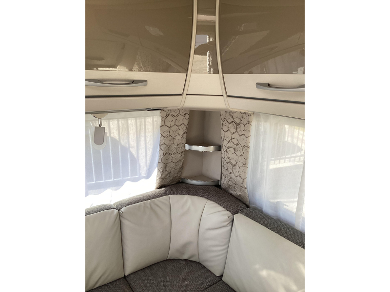 Dethleffs Nomad 530 DR Airco/ luifel  foto: 19