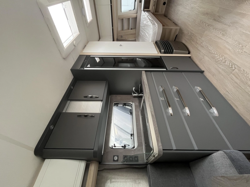 Hobby De Luxe 540 UL 1800kg-bedvebred-reswiel  foto: 6
