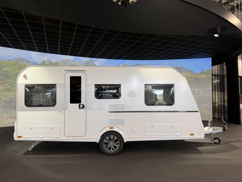 Knaus Sport 460 EU enkele bedden / dinette 