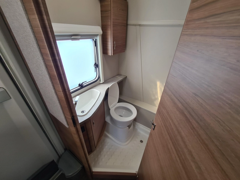 Knaus Sport E-Power Selection 400 QD  foto: 20