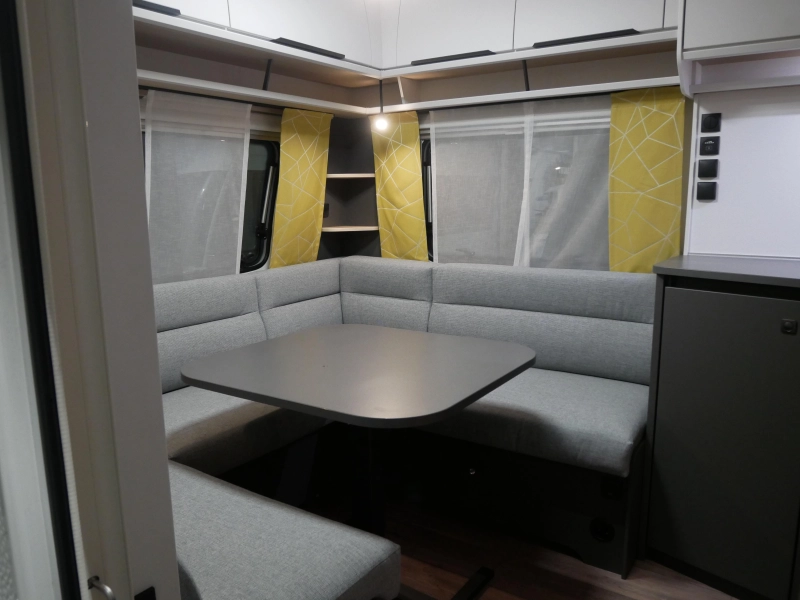 Fendt Apero 495 SFB GRATIS MOVER EN LUIFEL 